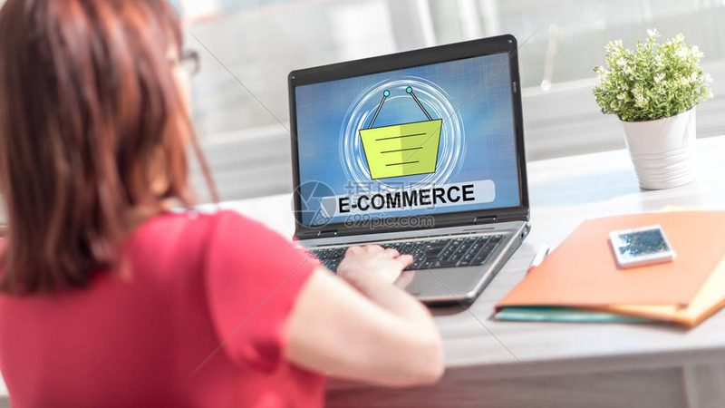 Shopify独立站的定制开发价格，并非一成不变。以下是一些影响价格的因素：