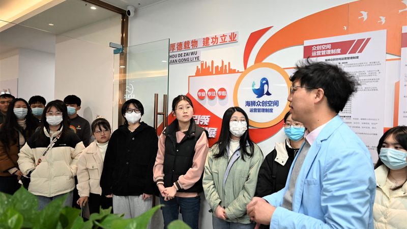 为了避免这些误区，卖家在独立站建站时应注重以下SEO优化策略：